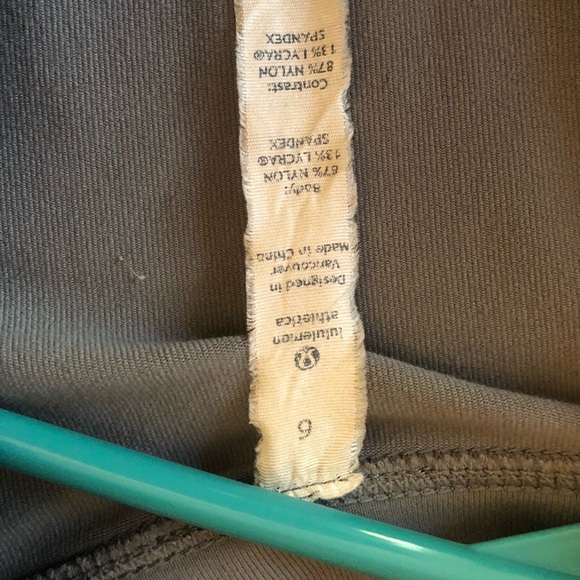 lululemon zip up jacket - Picture 3 of 4